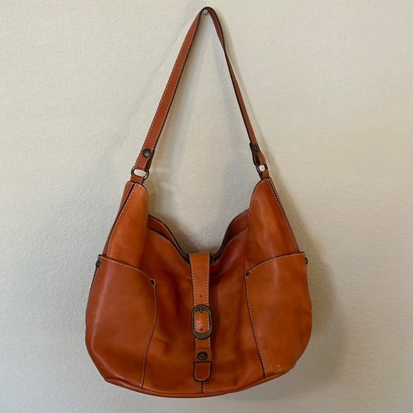 Patricia Nash Handbags - ✔️Patricia Nash shoulder bag. Orange/caramel color